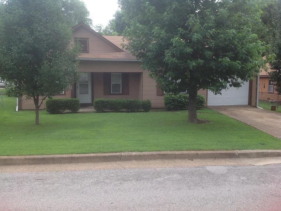 1st image of 519 S Arkansas St