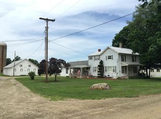 410 Ridge Rd, Quincy, MI 49082