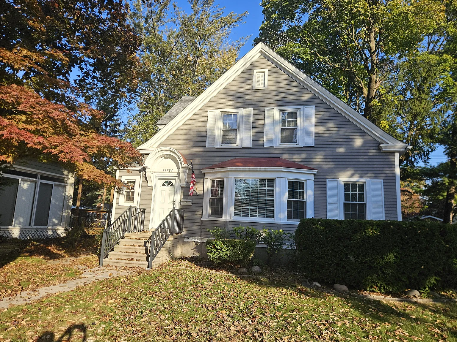 3 bed, 1.5 bath, 1780 sqft, $2,100 — Photo 1