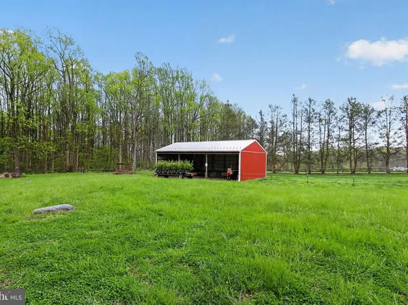 192 Hibernia Rd, Coatesville, PA 19320