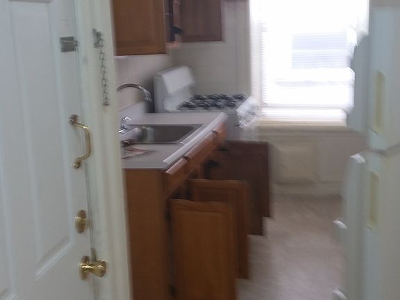 Eating Kitchen
