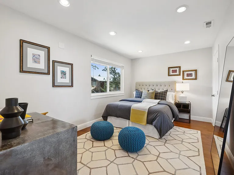 1131 W California Ave — Photo 33