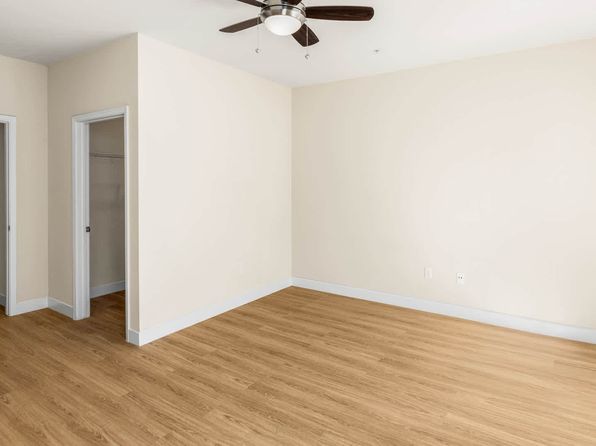 101 McLellan Dr #1-4031