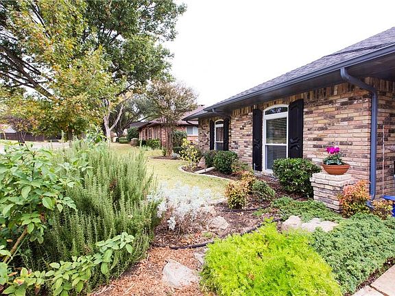 4th image of 4008 Riverview Dr