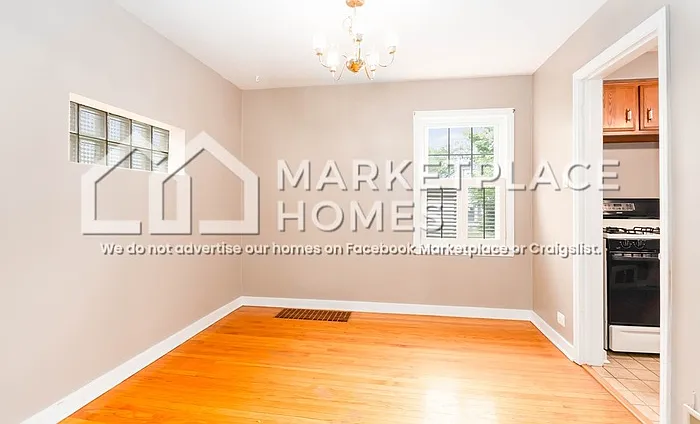 2604 Elm St — Photo 7