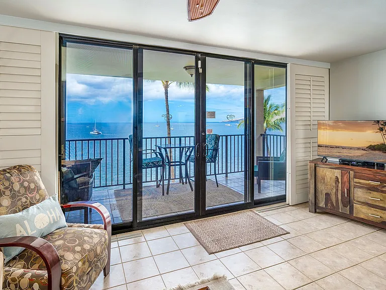 S Kihei Rd — Photo 15