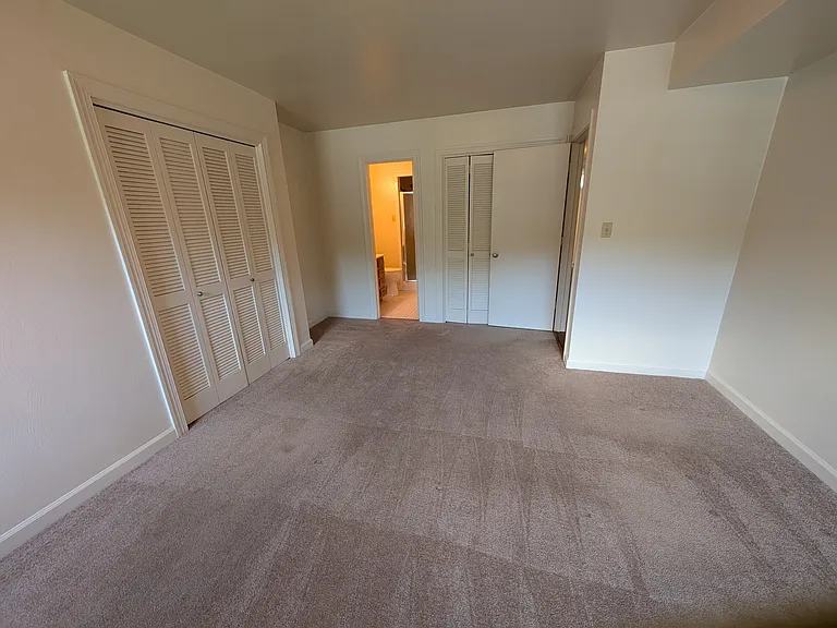 Brandon Point Apartments — Photo 29
