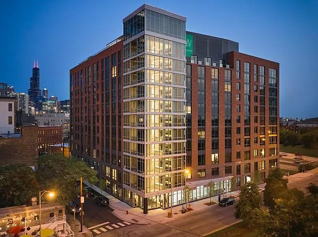 Building Photo 5