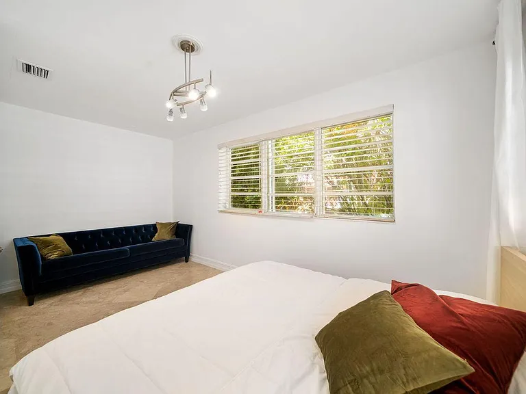9572 Abbott Ave — Photo 31