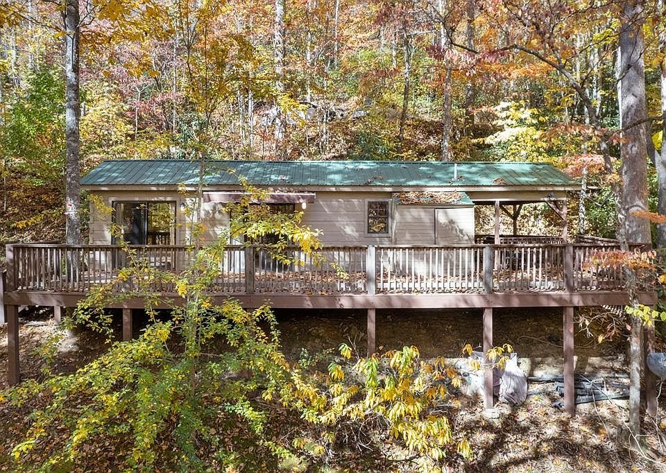 1st image of 108 Waterfall Hollow Rd