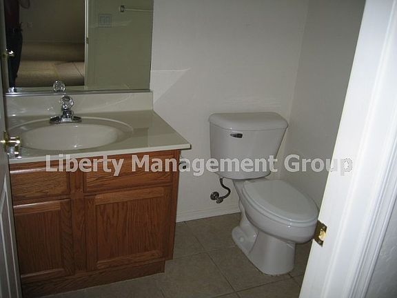 1/2 bath