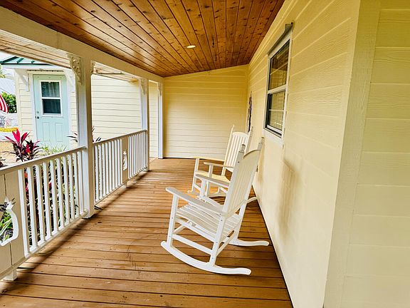 2nd image of 3059 SW Woodland Trail