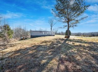 4900 Three Island Rd, Walling, TN 38587