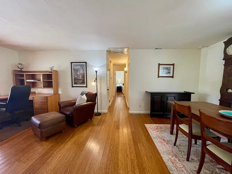 13752 Woodgate Pl — Photo 15