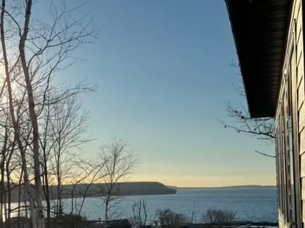 10963 Birchwood Dr, Sister Bay, WI 54234