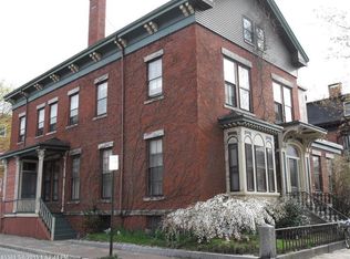 10 Deering St APT 1, Portland, ME 04101