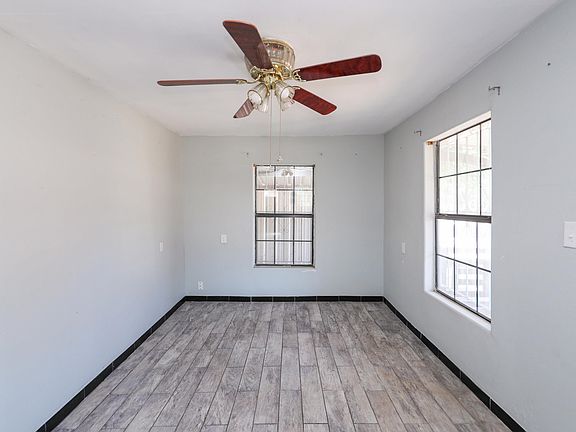 5th image of 1719 Iturbide St