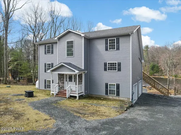 117 N Chokeberry Dr, Milford, PA 18337