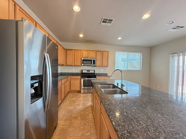8974 Don Valley Ave — Photo 6