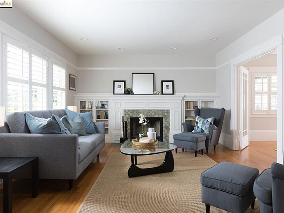 4th image of 4015 Linwood Ave