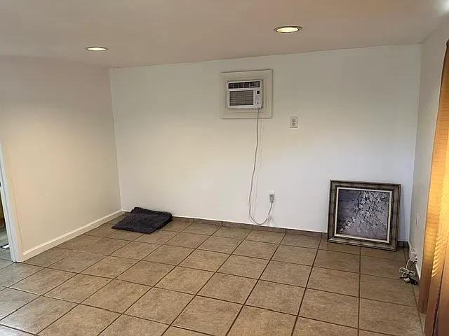 1219 Alta St — Photo 3