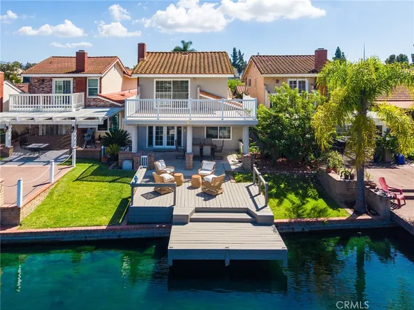 21821 Michigan Ln, Lake Forest, CA 92630