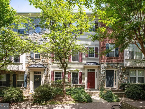 2120 Darcy Green Pl, Silver Spring, MD 20910
