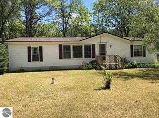 6230 Sandra St, Hale, MI 48739