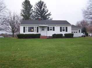 2779 Brown Rd, Clifton Springs, NY 14432
