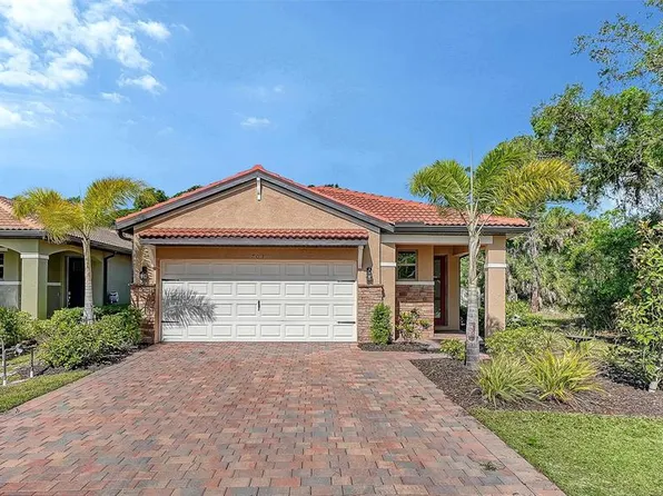 701 Maraviya Blvd, Nokomis, FL 34275