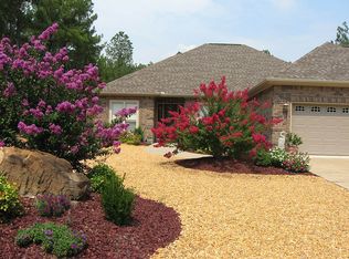 13 Arturo Ln, Hot Springs Village, AR 71909