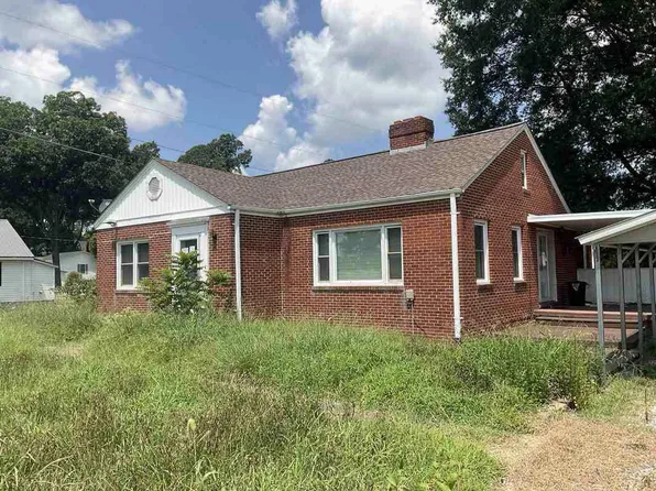 437 Main St E, Yanceyville, NC 27379