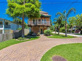 139 Clear Lake Rd, Clear Lake Shores, TX 77565