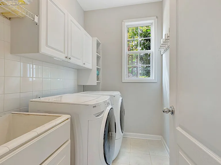 374 Persimmon Dr — Photo 33