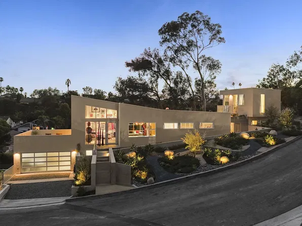 1707 Boxwood Way, Oceanside, CA 92054
