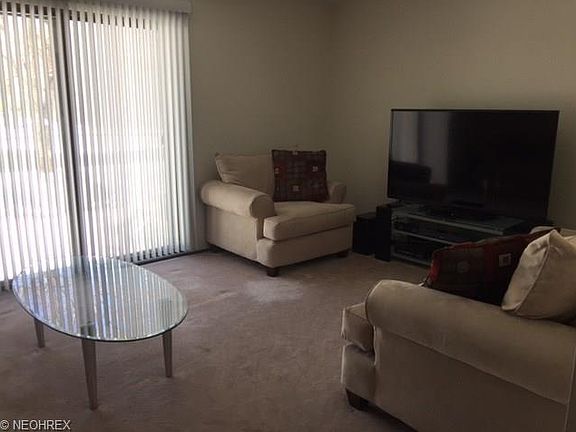 5th image of 5544 Hilltop Oval Unit 105