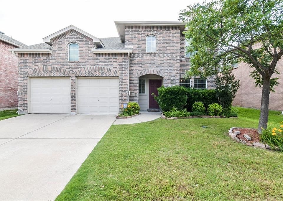 1st image of 2100 Lanshire Dr