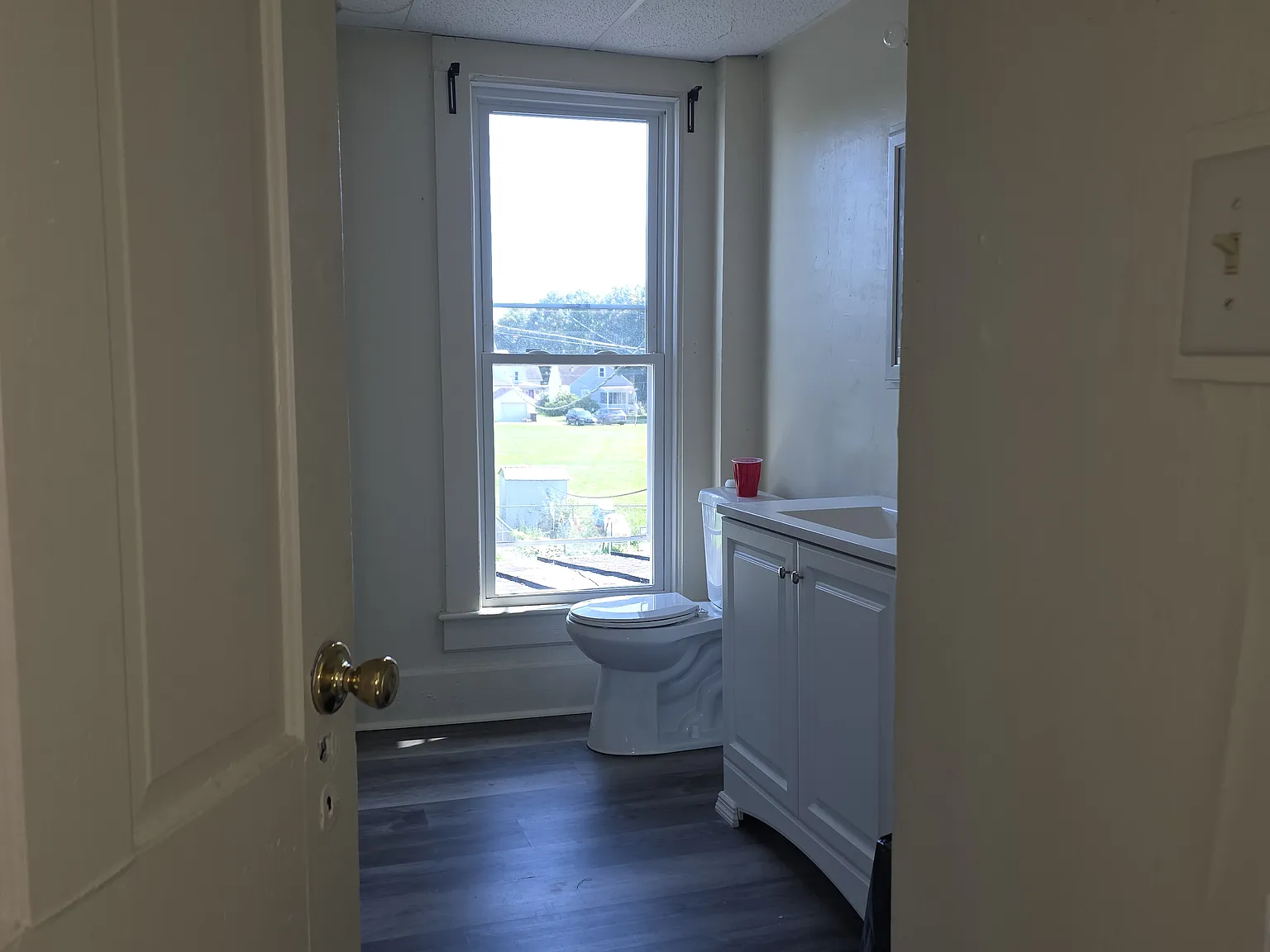 3 bed, 1600 sqft, $1,375 — Photo 3