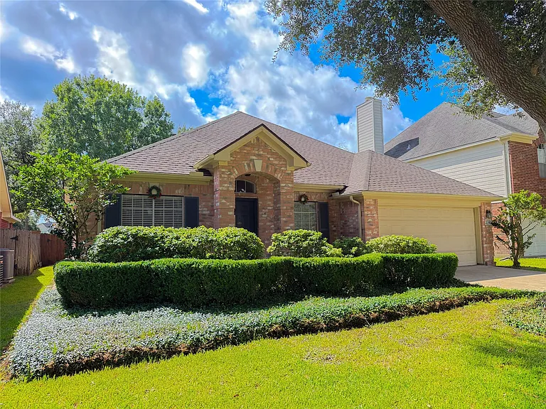 2131 Scenic Hollow Ct — Photo 3