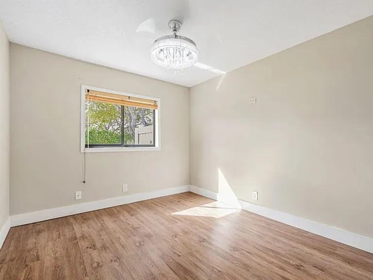 21356 Summertrace Cir — Photo 13