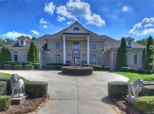 1249 Audubon Dr, Gastonia, NC 28054