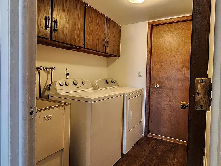 4 Brookwood Ln — Photo 25