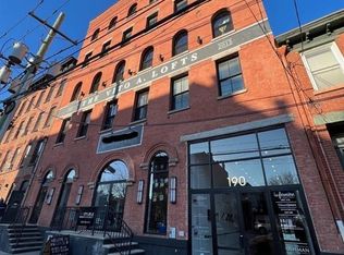 190 Christopher Columbus Dr #2C, Jersey City, NJ 07302
