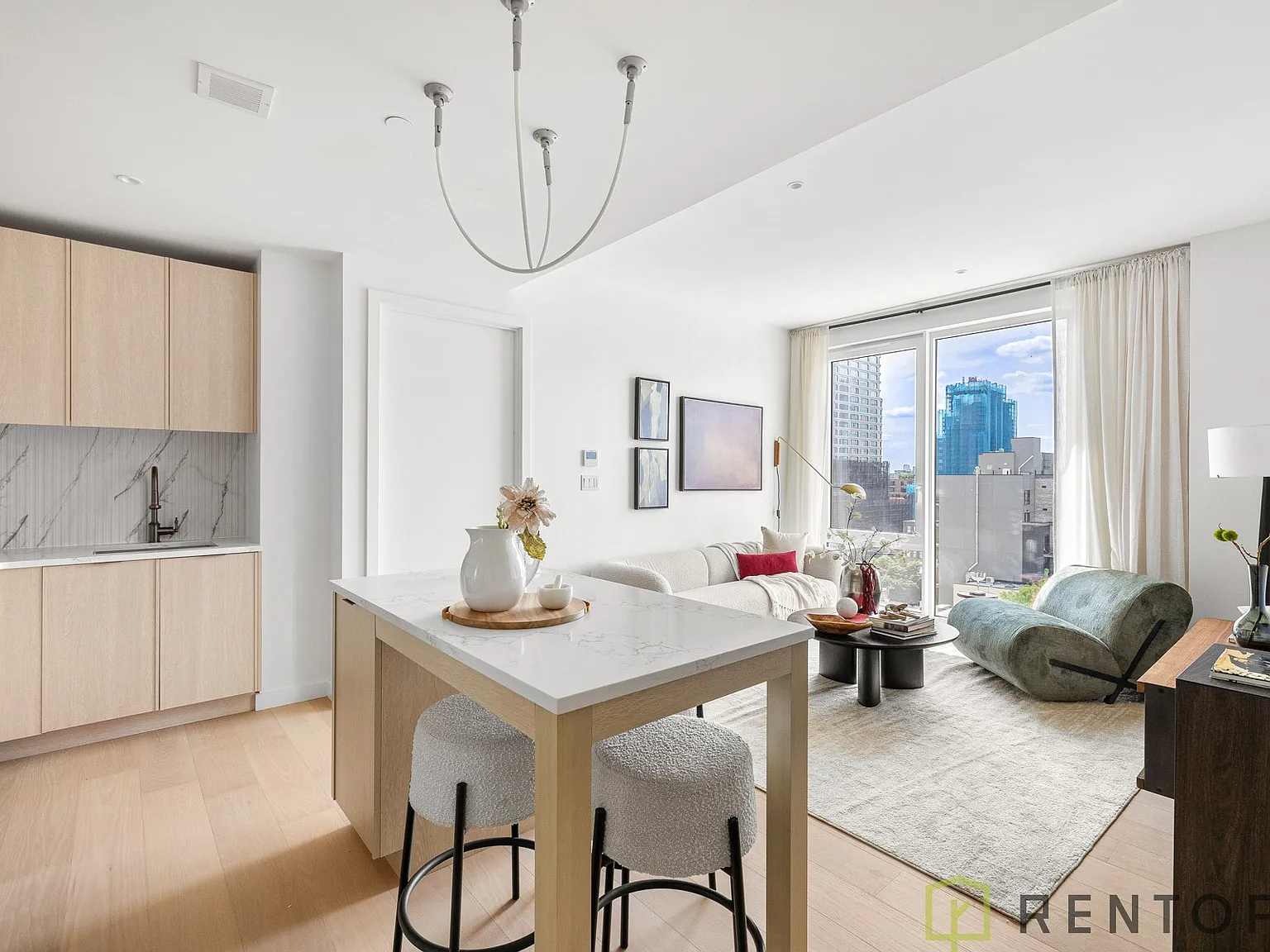 224 3rd Avenue — Photo 3