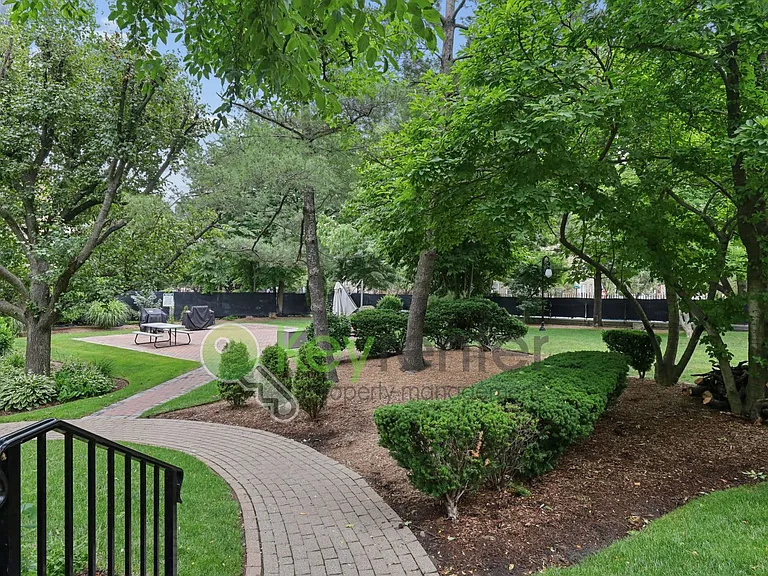 202 Saint Michaels Walk — Photo 24