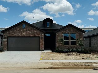 15516 Halstead Ln, Justin, TX 76247