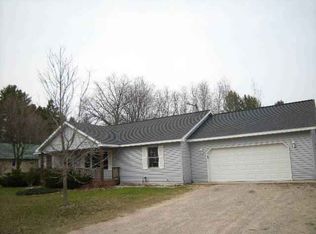 9420 9th St, Interlochen, MI 49643