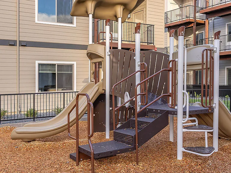 Woodburn Place Apartment Homes — Photo 10