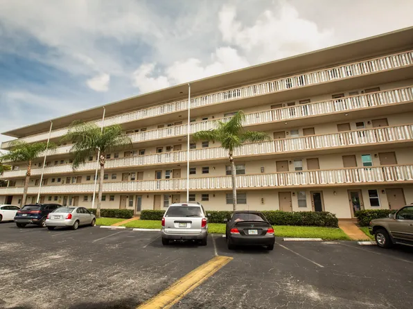4650 Washington Street #302, Hollywood, FL 33021