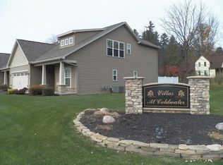 96 Golden Oaks Way, Gates, NY 14624